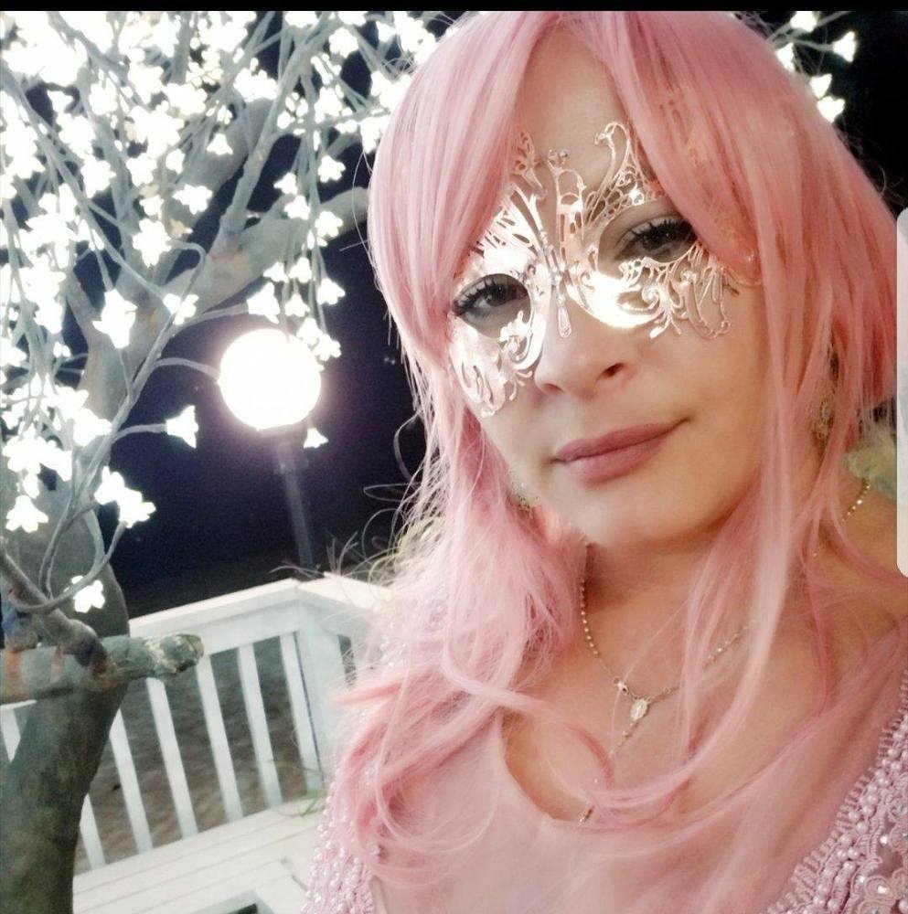 Meet your Posher, Erika